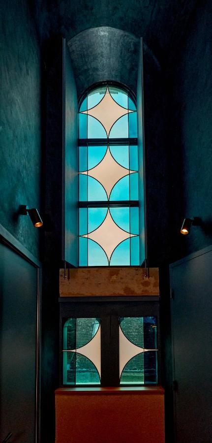 La Chapelle: Luxurious 5-Star Suites in Nevers Exterior photo