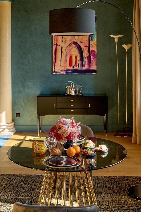 La Chapelle: Luxurious 5-Star Suites in Nevers Exterior photo